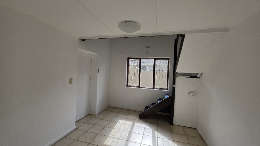 To Let 3 Bedroom Property for Rent in Shelly Beach KwaZulu-Natal