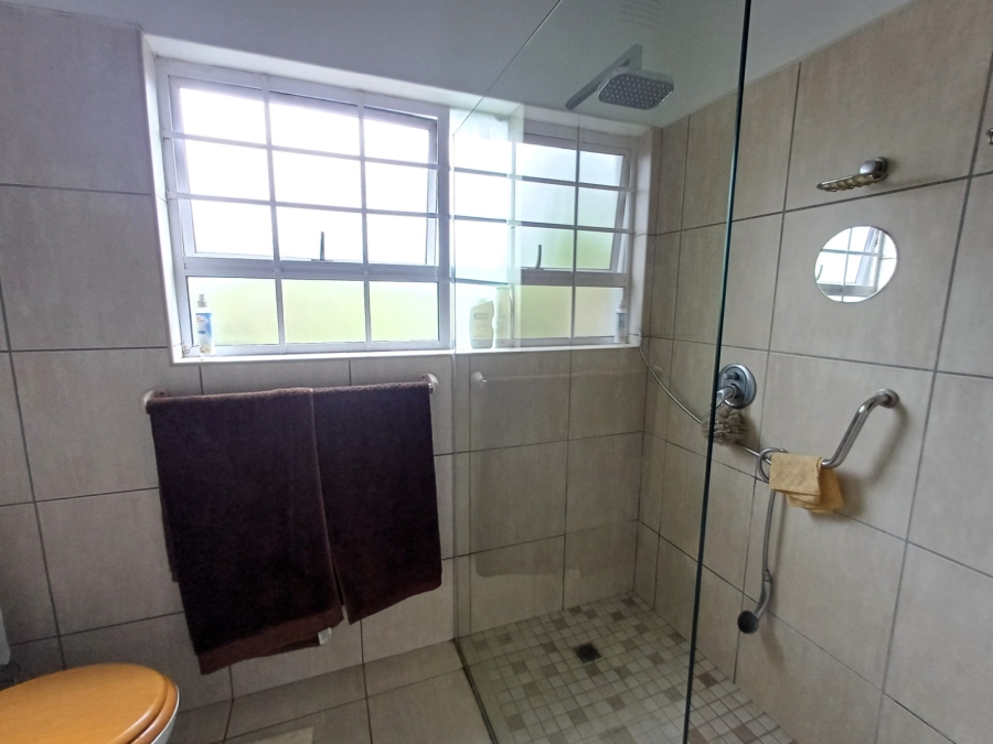 To Let 4 Bedroom Property for Rent in Ramsgate KwaZulu-Natal