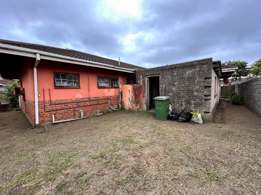 3 Bedroom Property for Sale in Esikhawini KwaZulu-Natal