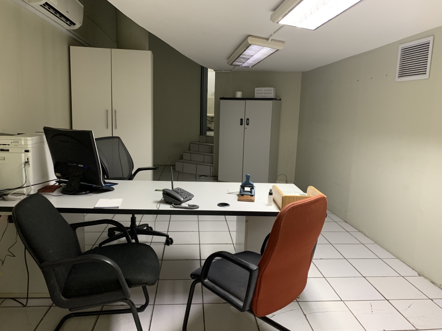 To Let Commercial Property for Rent in La Lucia KwaZulu-Natal