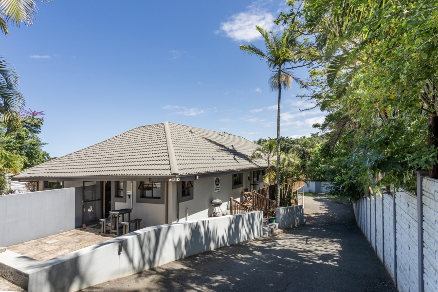 6 Bedroom Property for Sale in Ballito Central KwaZulu-Natal