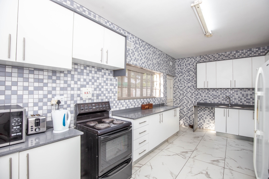 5 Bedroom Property for Sale in Carrington Heights KwaZulu-Natal