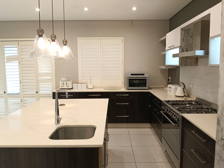 To Let 4 Bedroom Property for Rent in Mzingazi Golf Estate KwaZulu-Natal