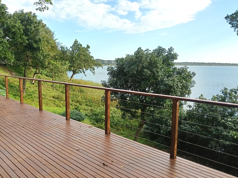 To Let 4 Bedroom Property for Rent in Mzingazi Golf Estate KwaZulu-Natal