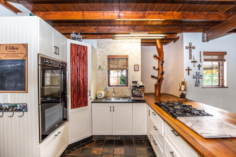 4 Bedroom Property for Sale in Winston Park KwaZulu-Natal