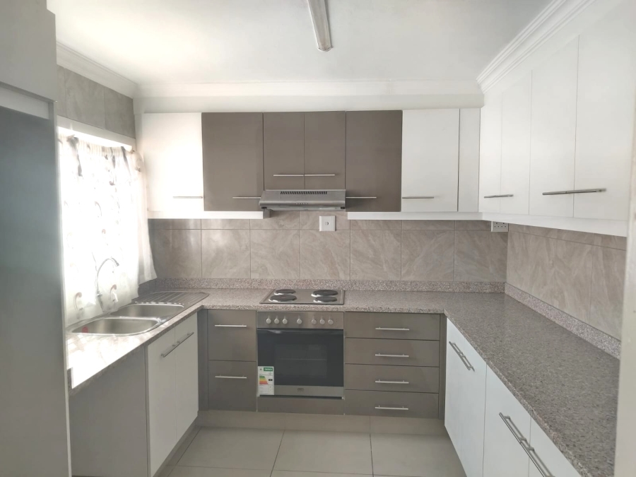 4 Bedroom Property for Sale in Longcroft KwaZulu-Natal