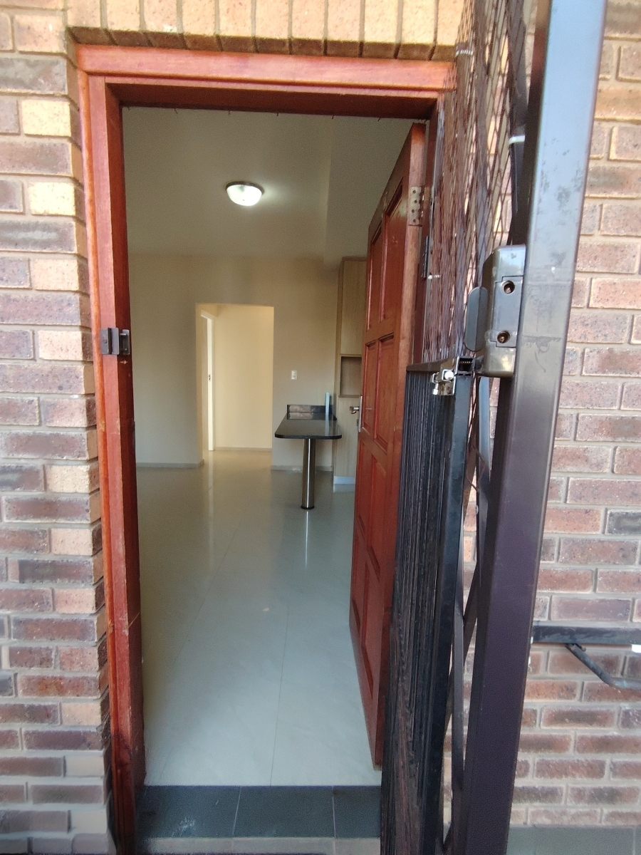 To Let 2 Bedroom Property for Rent in Overport KwaZulu-Natal