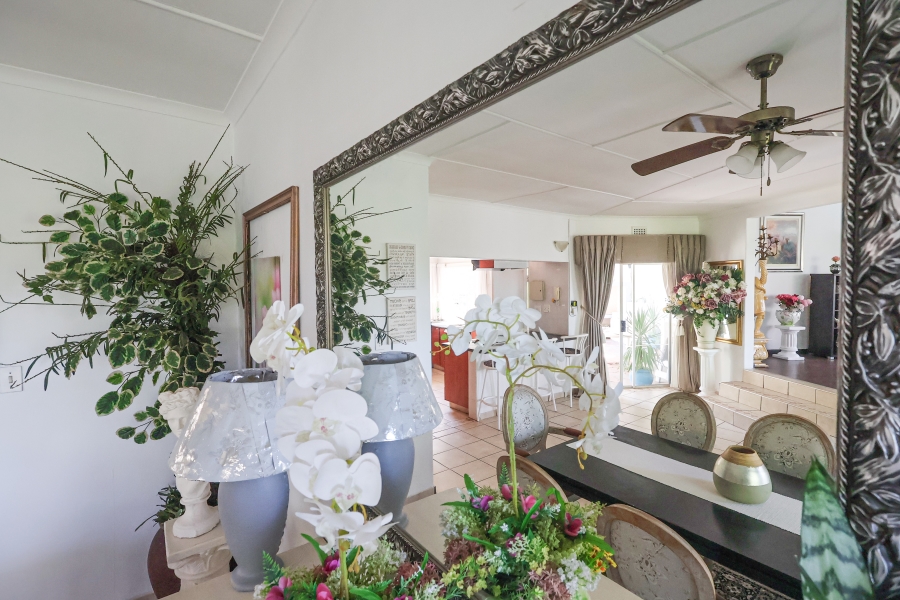 4 Bedroom Property for Sale in Amanzimtoti KwaZulu-Natal