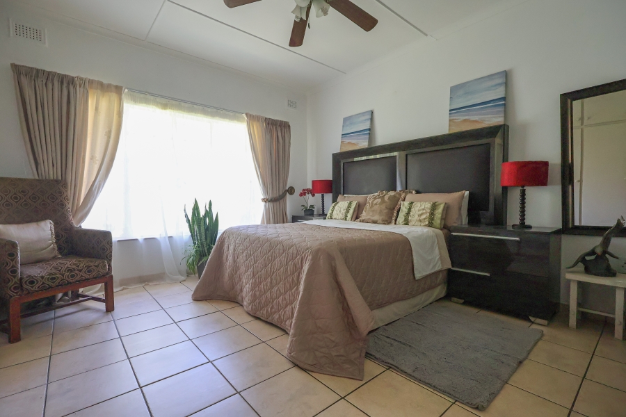 4 Bedroom Property for Sale in Amanzimtoti KwaZulu-Natal