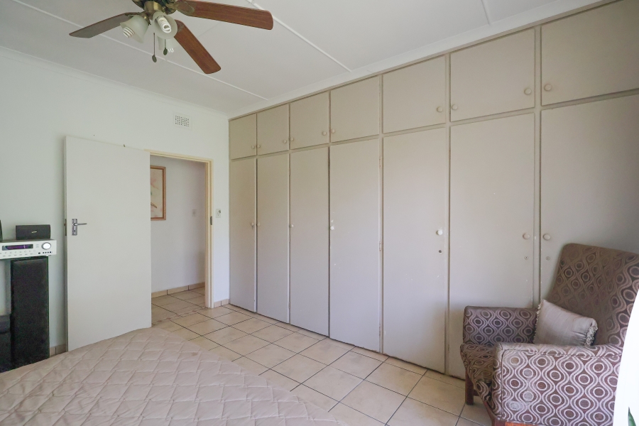 4 Bedroom Property for Sale in Amanzimtoti KwaZulu-Natal