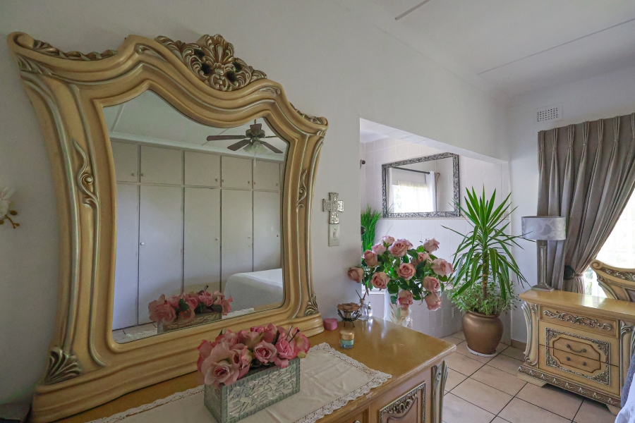 4 Bedroom Property for Sale in Amanzimtoti KwaZulu-Natal