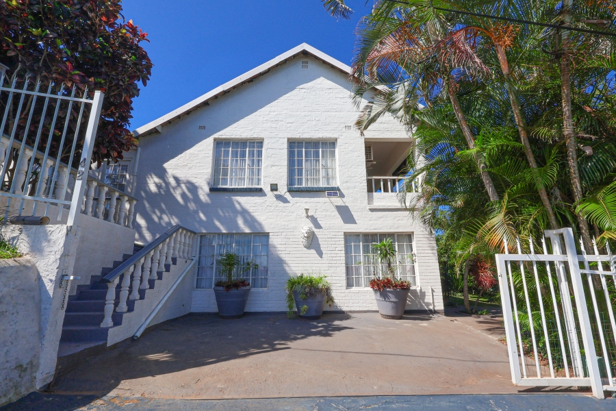 4 Bedroom Property for Sale in Amanzimtoti KwaZulu-Natal