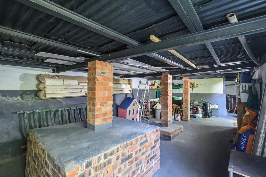 4 Bedroom Property for Sale in Amanzimtoti KwaZulu-Natal