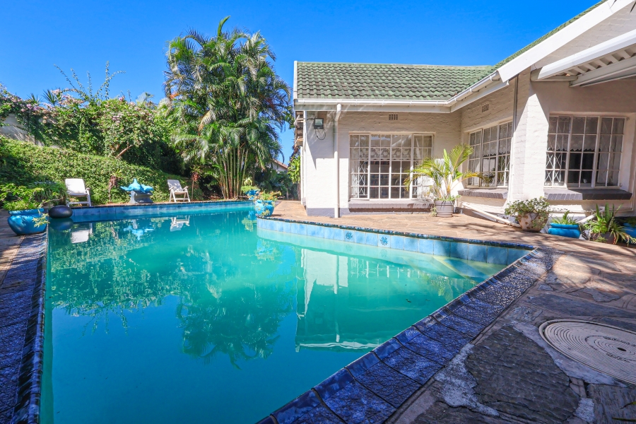 4 Bedroom Property for Sale in Amanzimtoti KwaZulu-Natal