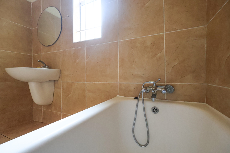 2 Bedroom Property for Sale in Windermere KwaZulu-Natal