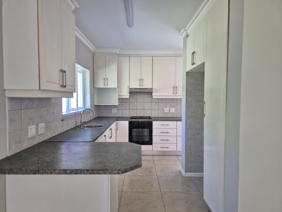 To Let 4 Bedroom Property for Rent in Ballito Central KwaZulu-Natal