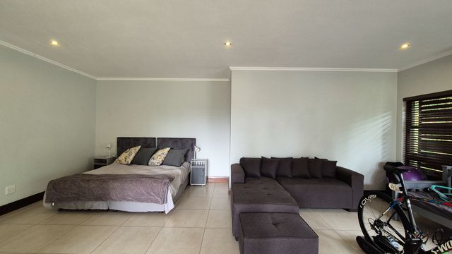 5 Bedroom Property for Sale in Simbithi Eco Estate KwaZulu-Natal