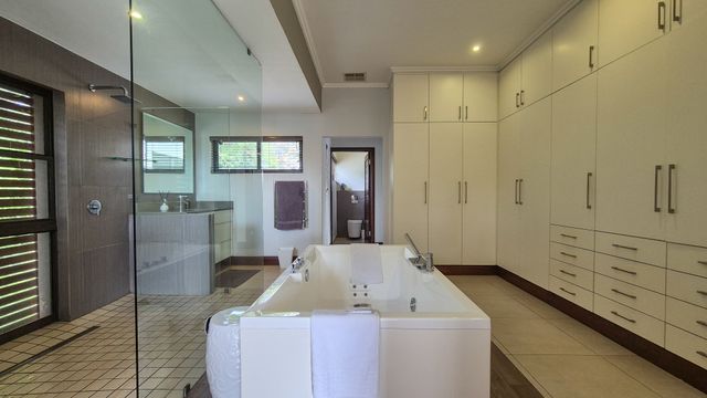 5 Bedroom Property for Sale in Simbithi Eco Estate KwaZulu-Natal