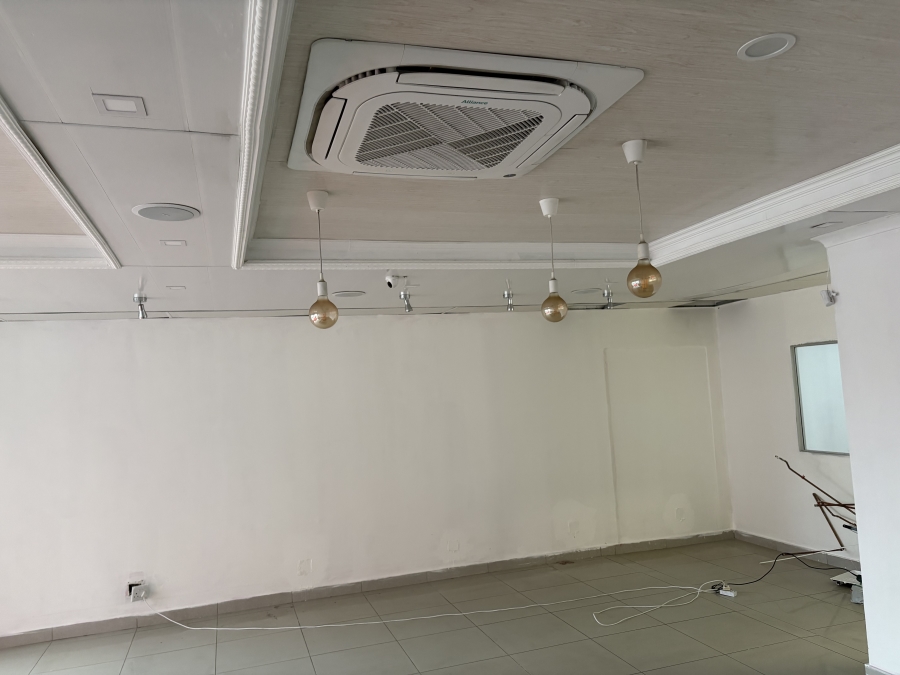 To Let Commercial Property for Rent in South Beach KwaZulu-Natal