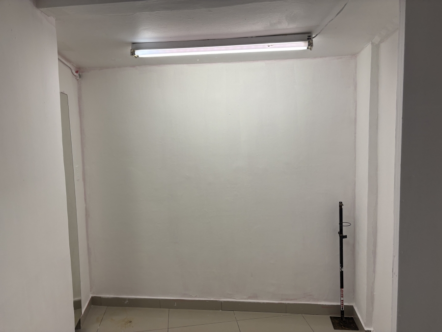 To Let Commercial Property for Rent in South Beach KwaZulu-Natal