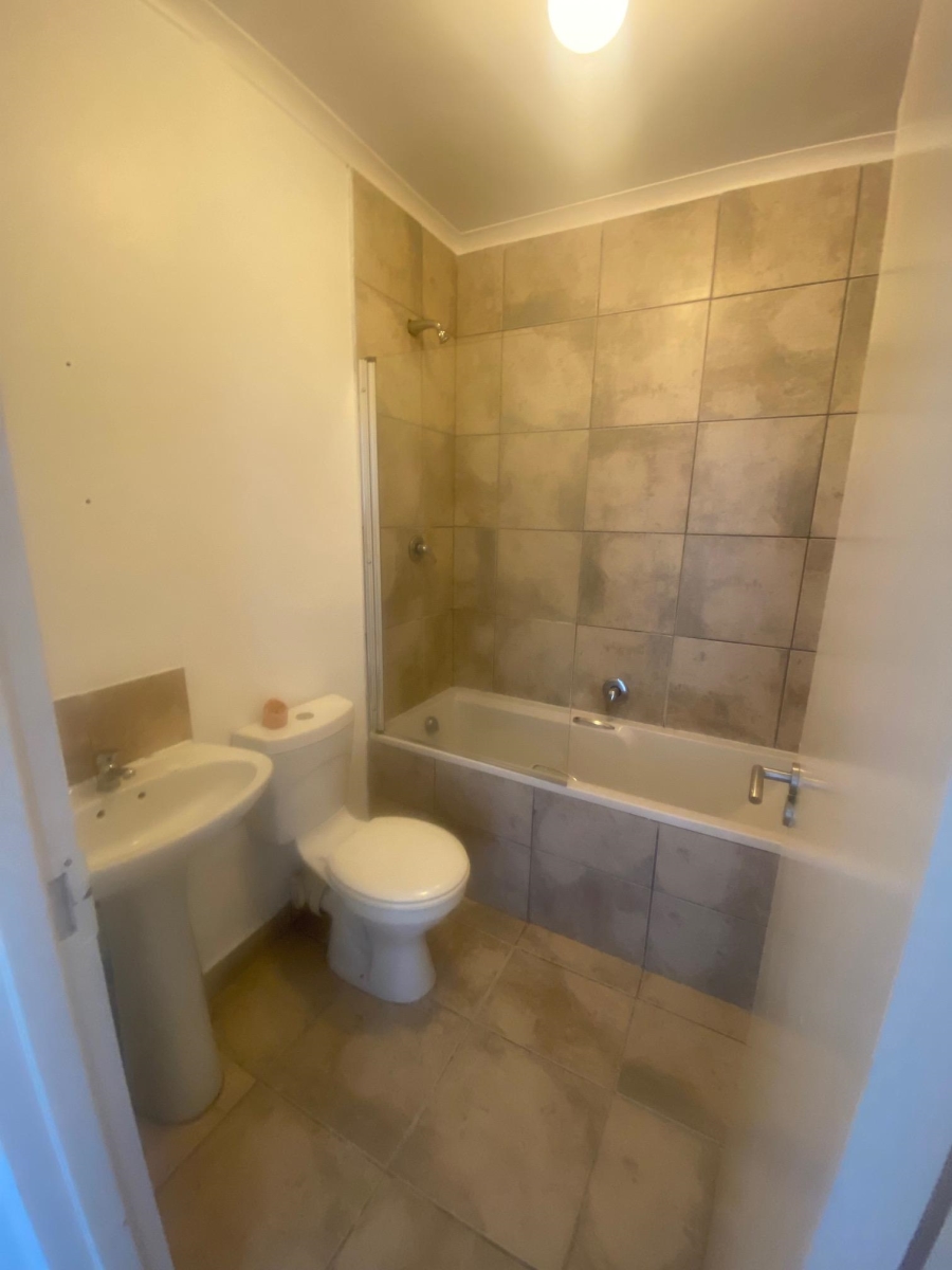 To Let 1 Bedroom Property for Rent in Chase Valley KwaZulu-Natal