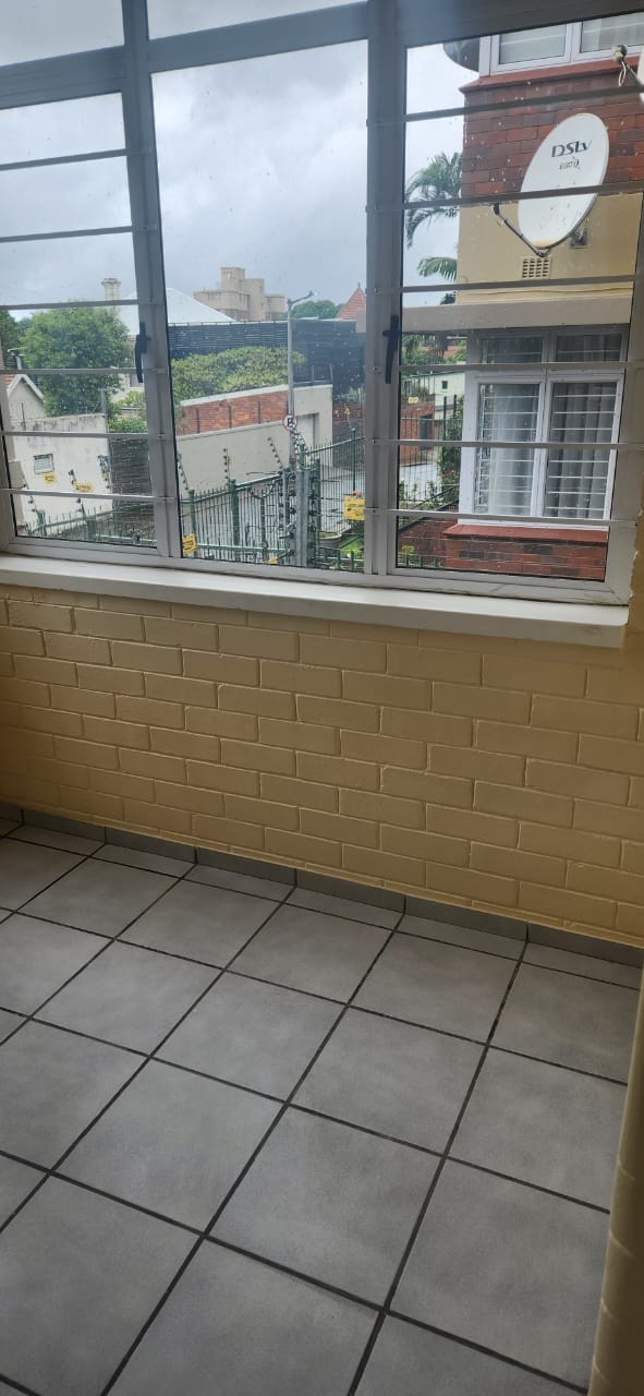 To Let 2 Bedroom Property for Rent in Glenwood KwaZulu-Natal
