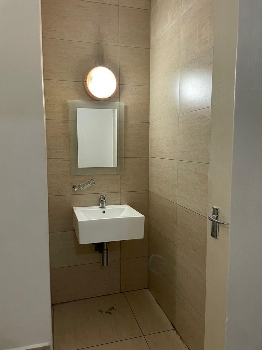 1 Bedroom Property for Sale in South Beach KwaZulu-Natal