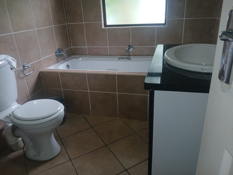 To Let 3 Bedroom Property for Rent in Zini River Estate KwaZulu-Natal