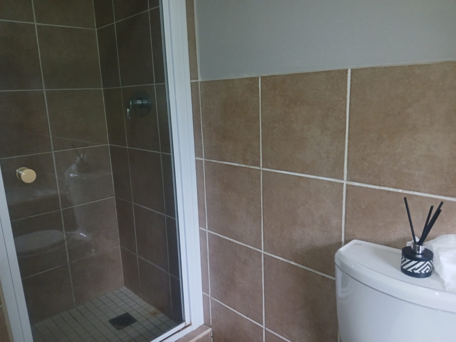 To Let 3 Bedroom Property for Rent in Zini River Estate KwaZulu-Natal