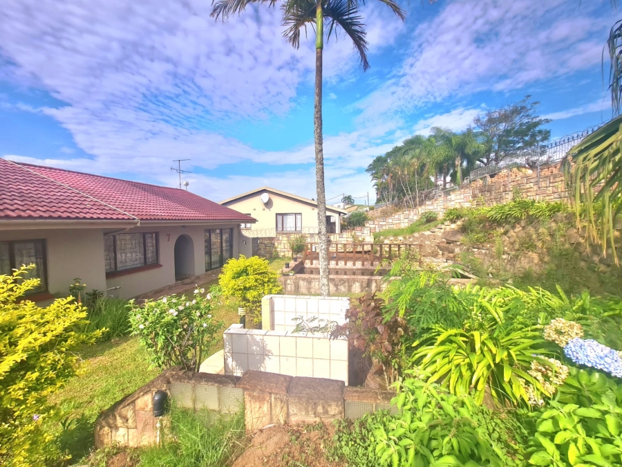 6 Bedroom Property for Sale in High Ridge KwaZulu-Natal
