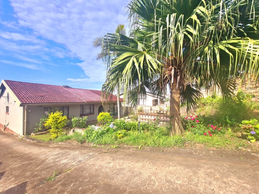 6 Bedroom Property for Sale in High Ridge KwaZulu-Natal