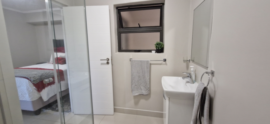 2 Bedroom Property for Sale in New Town Centre KwaZulu-Natal