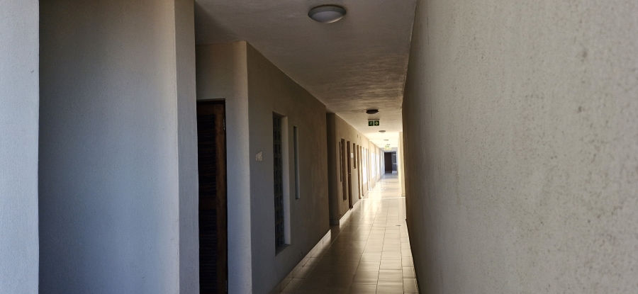 2 Bedroom Property for Sale in New Town Centre KwaZulu-Natal