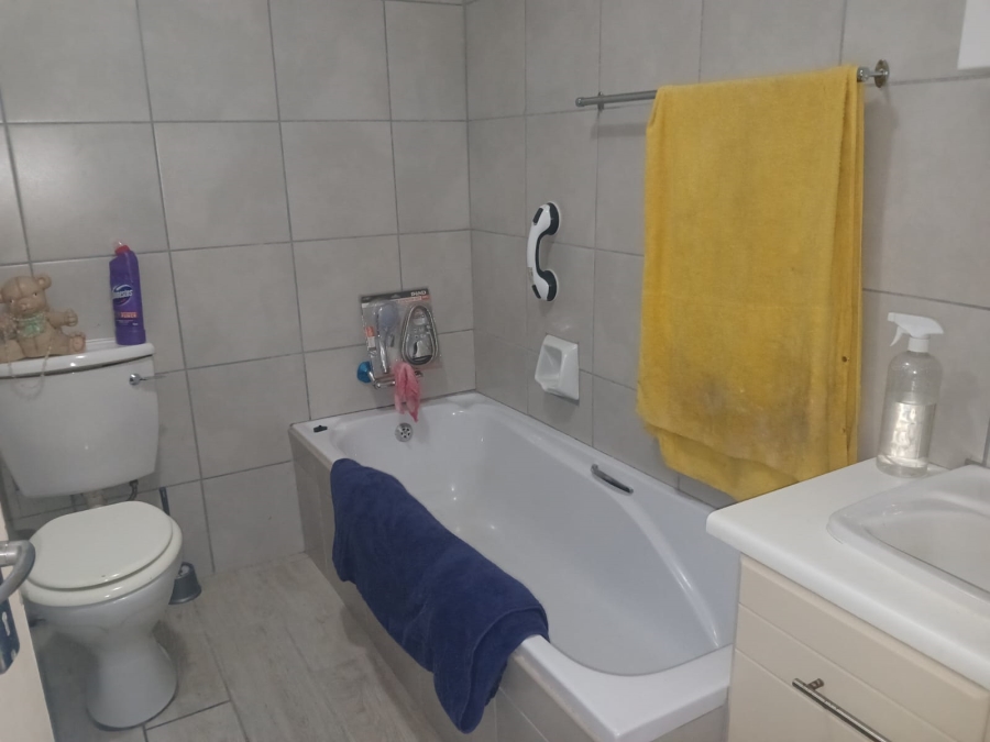 To Let 2 Bedroom Property for Rent in Mtunzini KwaZulu-Natal