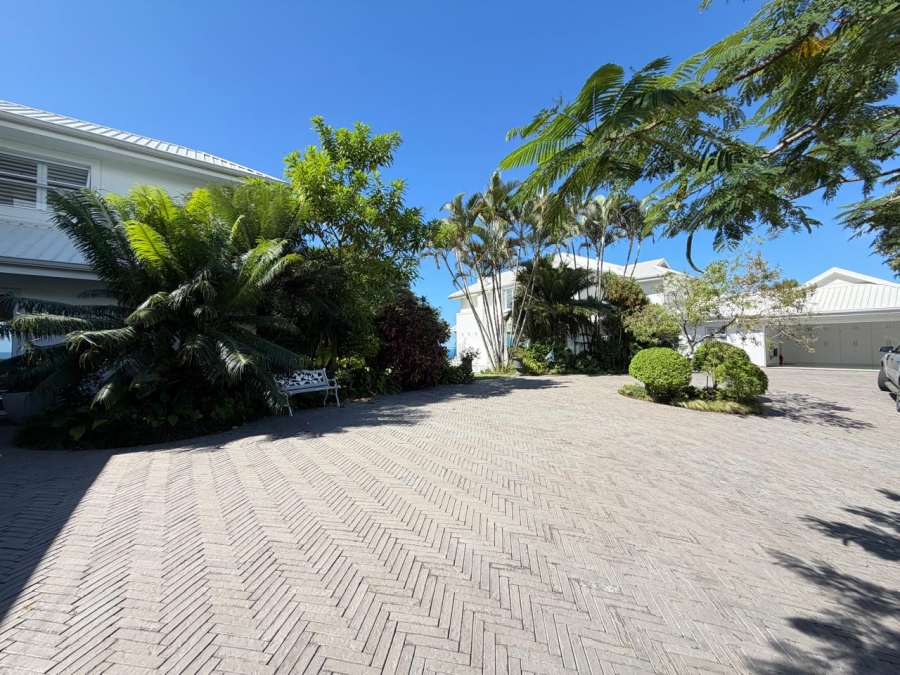 6 Bedroom Property for Sale in Willard Beach KwaZulu-Natal