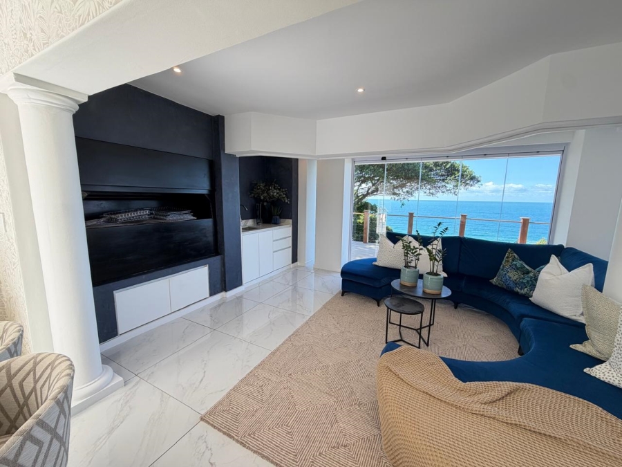 6 Bedroom Property for Sale in Willard Beach KwaZulu-Natal
