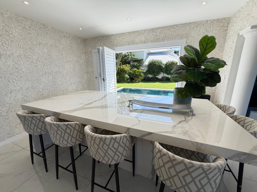 6 Bedroom Property for Sale in Willard Beach KwaZulu-Natal