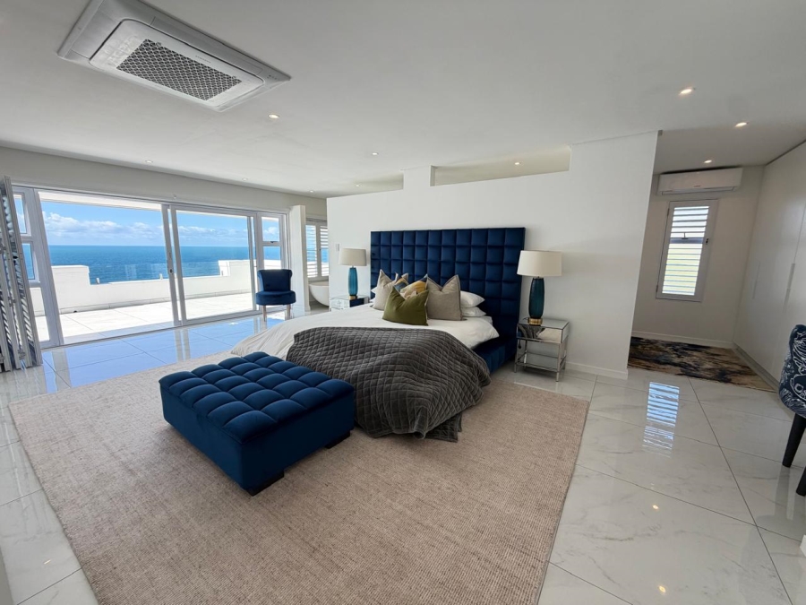 6 Bedroom Property for Sale in Willard Beach KwaZulu-Natal