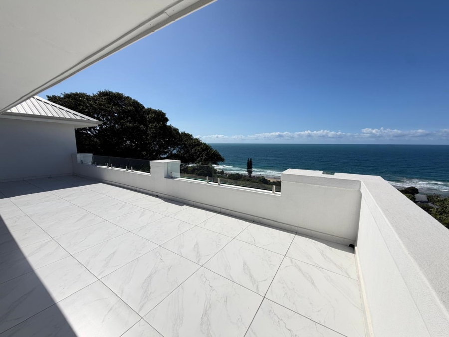 6 Bedroom Property for Sale in Willard Beach KwaZulu-Natal