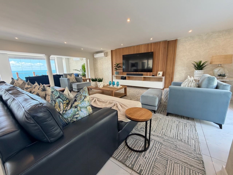 6 Bedroom Property for Sale in Willard Beach KwaZulu-Natal