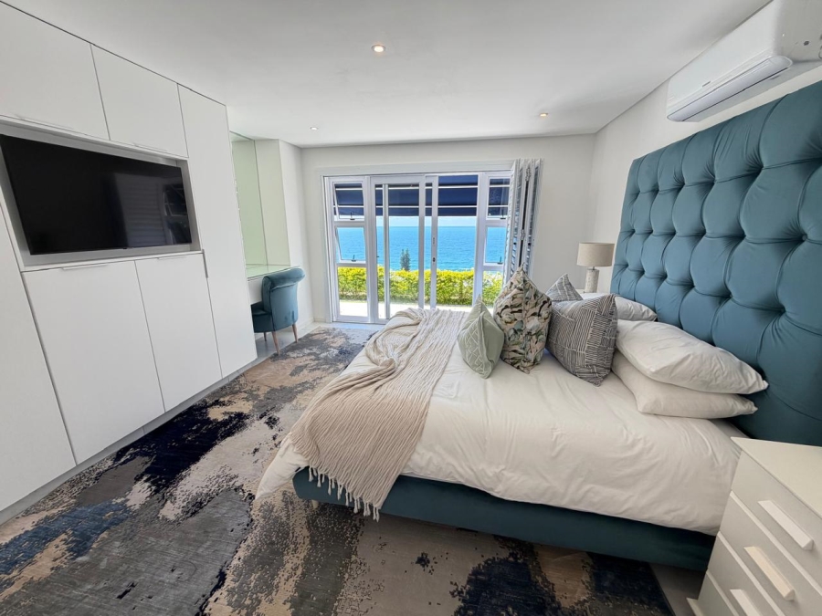 6 Bedroom Property for Sale in Willard Beach KwaZulu-Natal