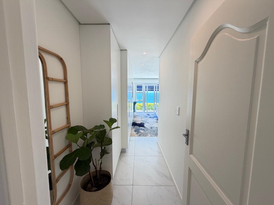 6 Bedroom Property for Sale in Willard Beach KwaZulu-Natal