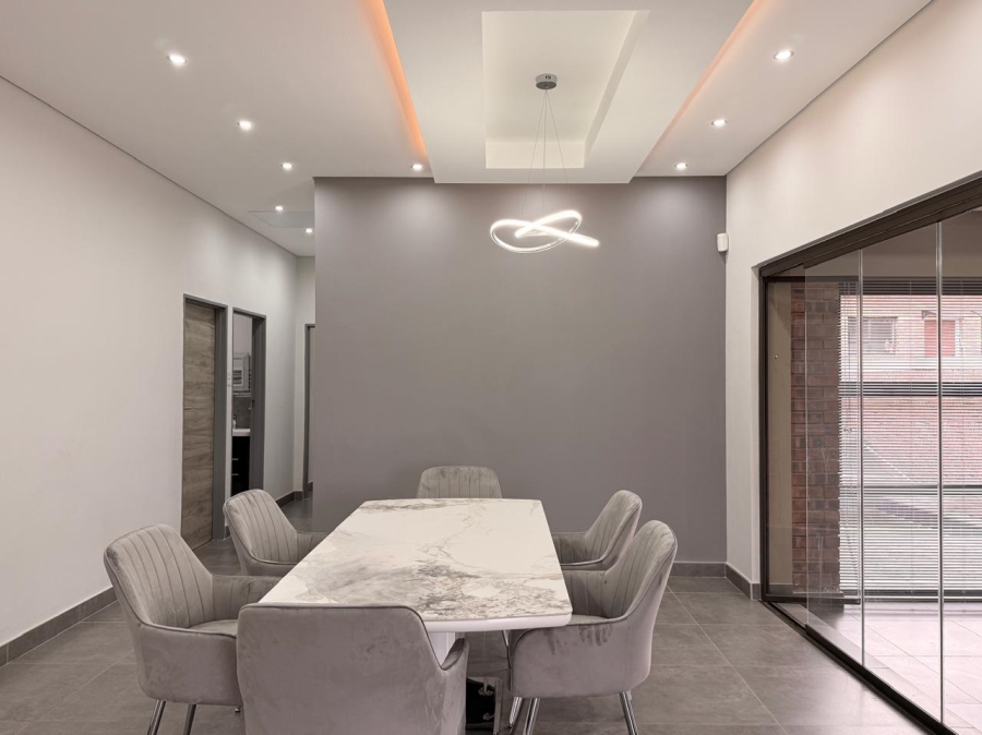 3 Bedroom Property for Sale in Schuinshoogte KwaZulu-Natal