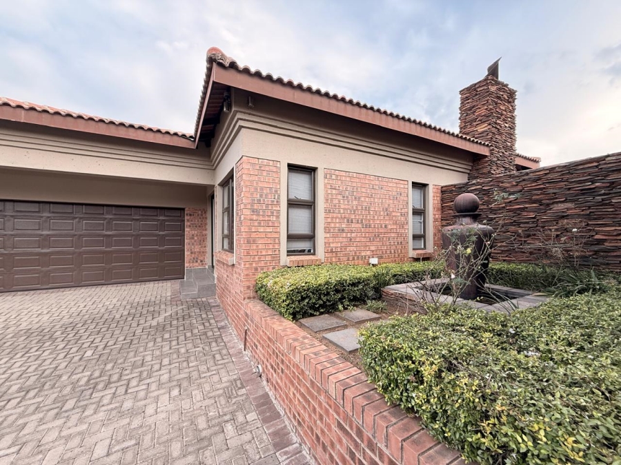 3 Bedroom Property for Sale in Schuinshoogte KwaZulu-Natal