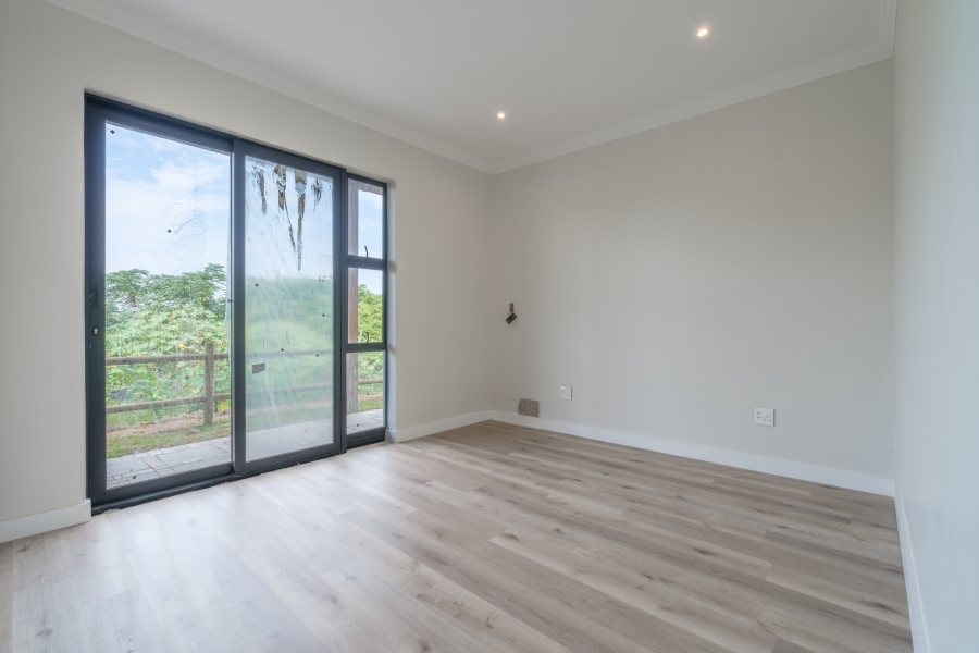 To Let 4 Bedroom Property for Rent in New Salt Rock City KwaZulu-Natal