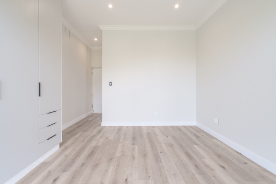 To Let 4 Bedroom Property for Rent in New Salt Rock City KwaZulu-Natal