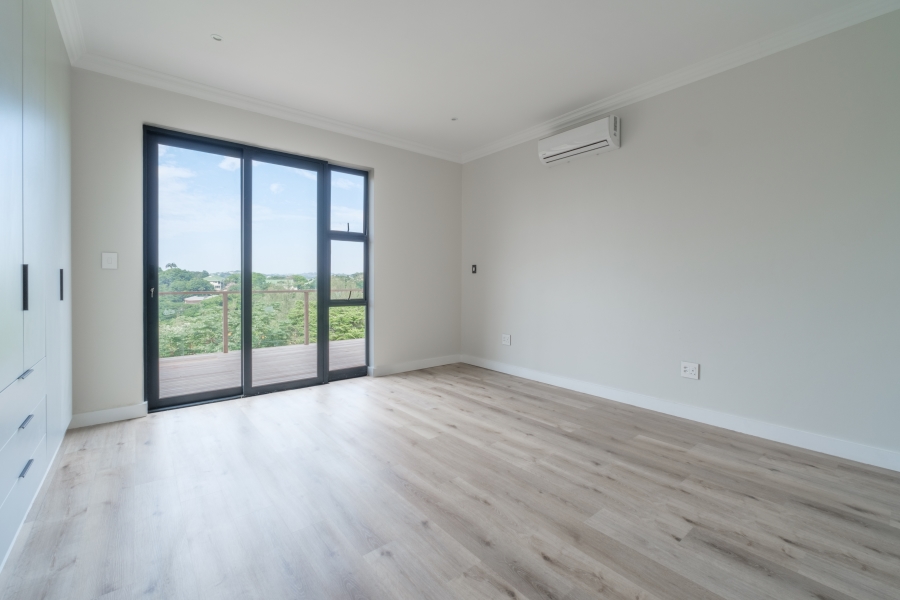 To Let 4 Bedroom Property for Rent in New Salt Rock City KwaZulu-Natal