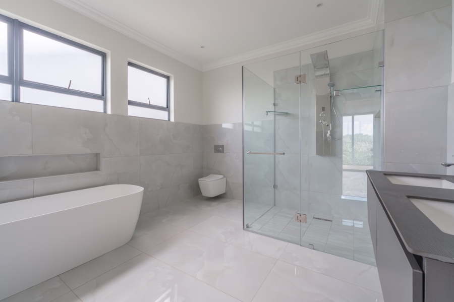 To Let 4 Bedroom Property for Rent in New Salt Rock City KwaZulu-Natal