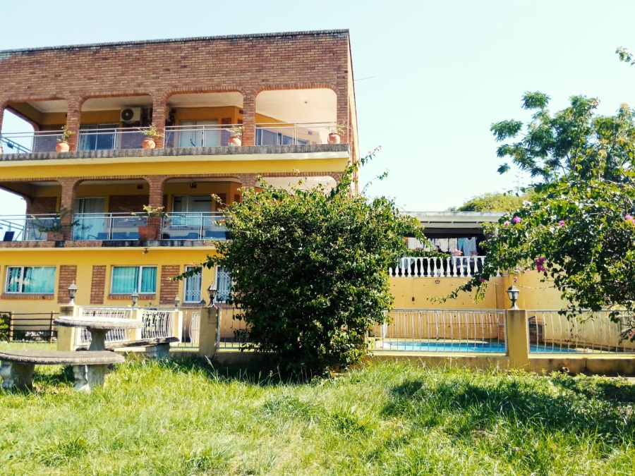 5 Bedroom Property for Sale in Tugela Mouth KwaZulu-Natal