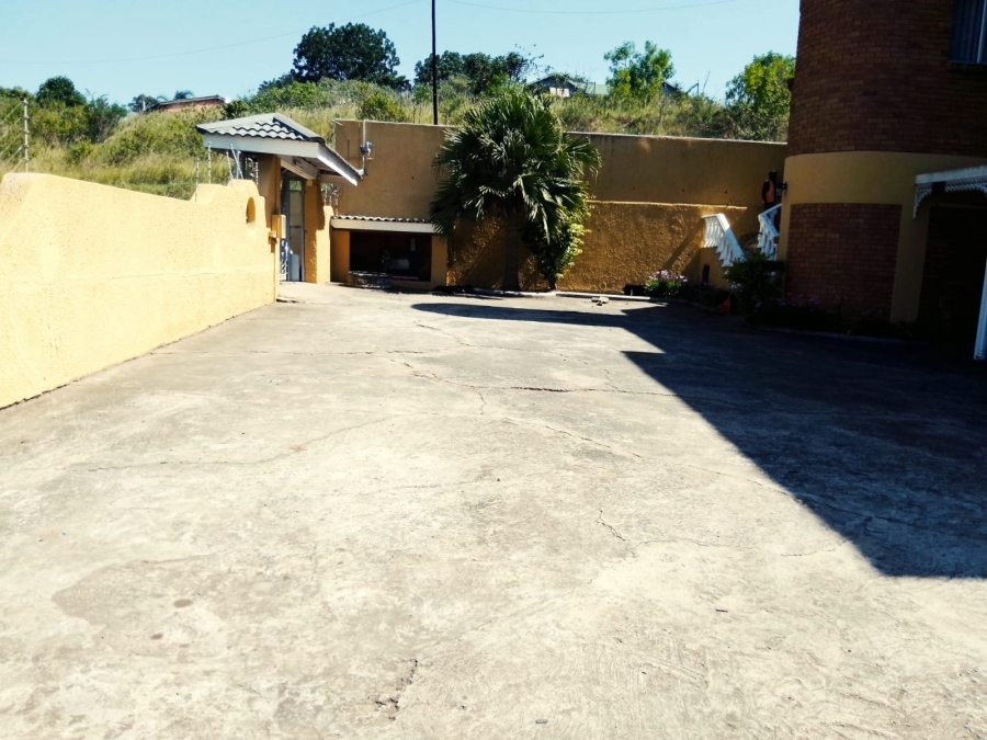 5 Bedroom Property for Sale in Tugela Mouth KwaZulu-Natal